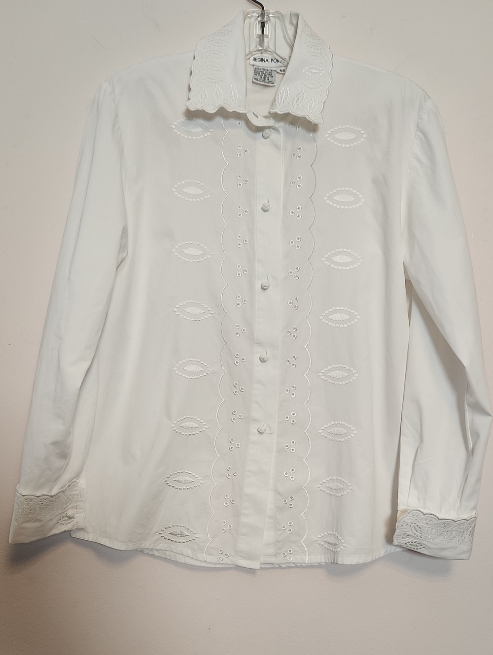 Vntg Regina Porter White Cotton Embroidered Button Down Shirr Size XS Oversized